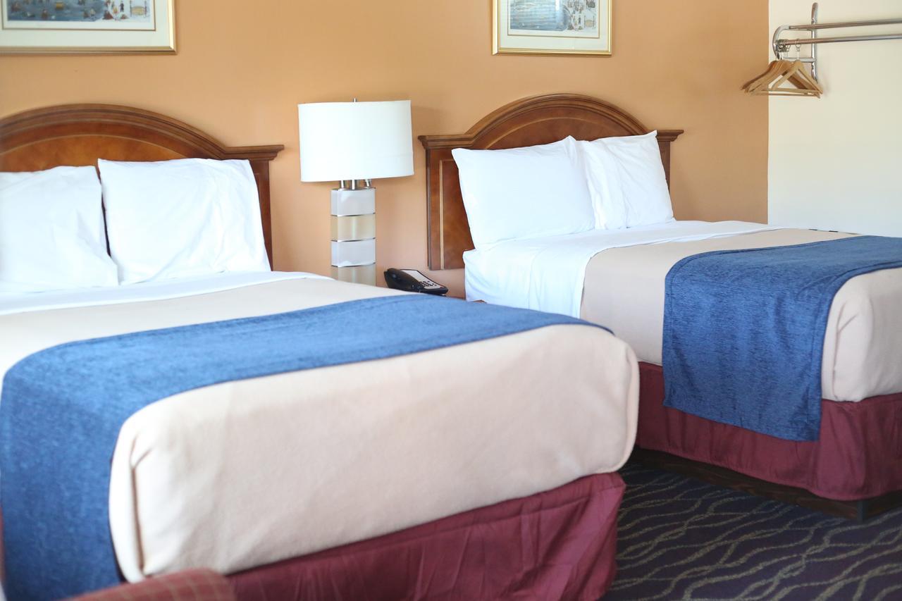 Cozy Corner Motel Уильямстаун Экстерьер фото
